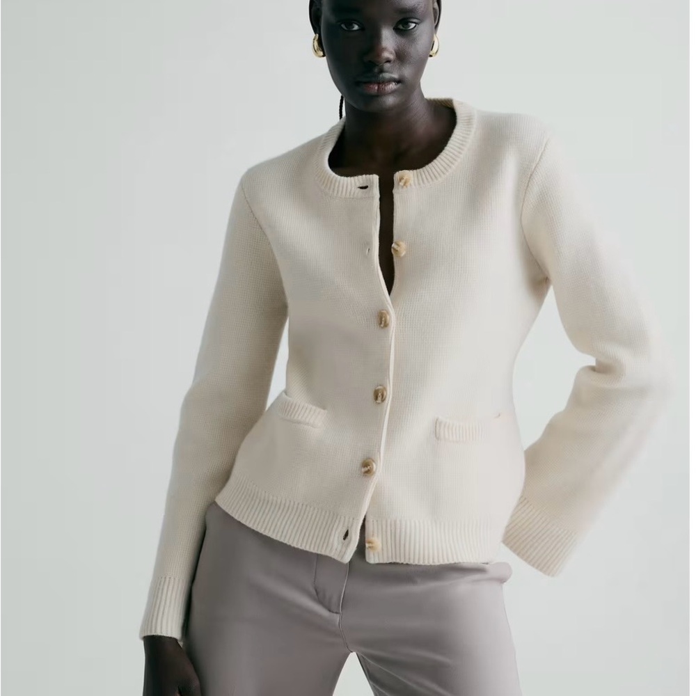 Quince Mongolian cashmere structured cardigan size M.